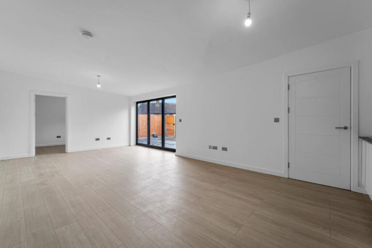 Feltham-4
