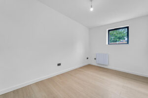 Feltham-5
