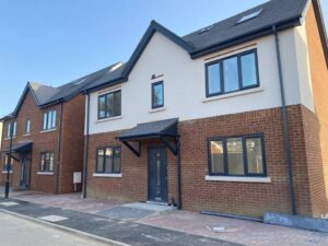 Hounslow -9